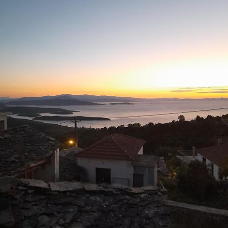 Atrium - Lafkos Villa Dış mekan fotoğraf