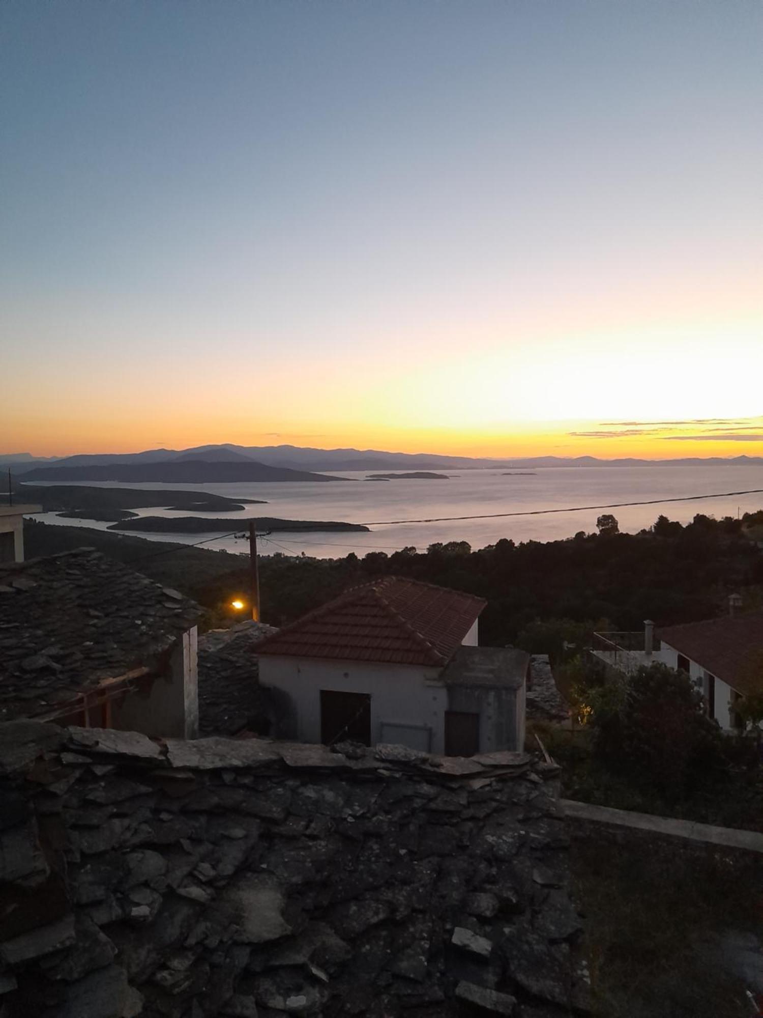 Atrium - Lafkos Villa Dış mekan fotoğraf